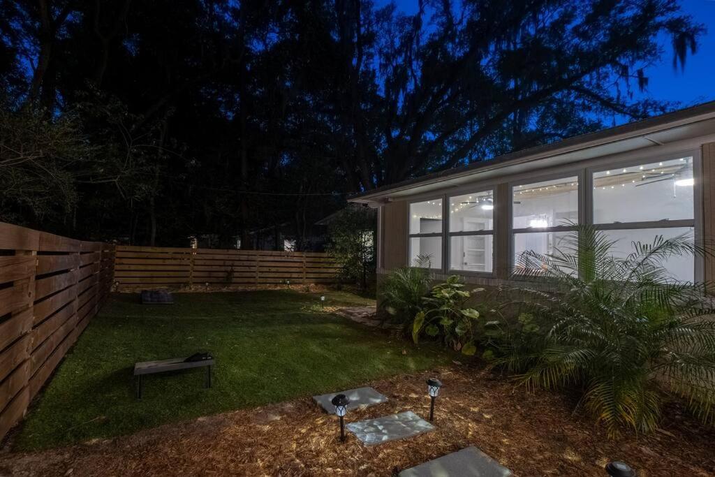 Modern Near Uf, Stadium - Private Gazebo *