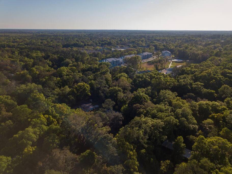 Modern Near Uf, Stadium - Private Gazebo Gainesville