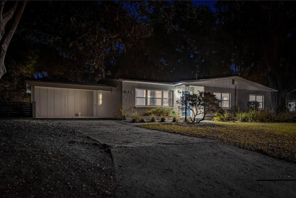 Holiday home Modern Near Uf, Stadium - Private Gazebo *