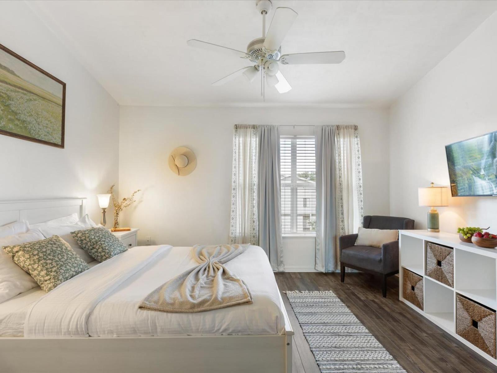 Convenient & Inviting - Fully-equipped 2bd Holiday home *