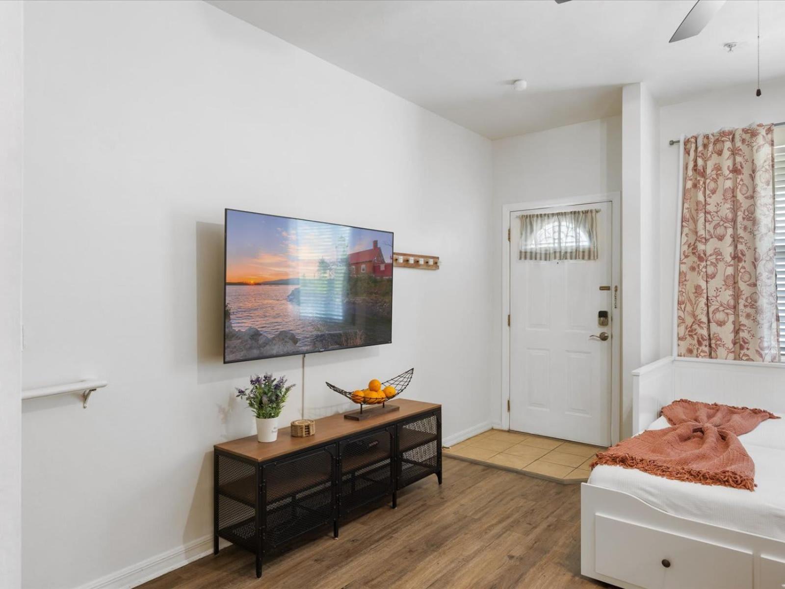Holiday home Convenient & Inviting - Fully-equipped 2bd