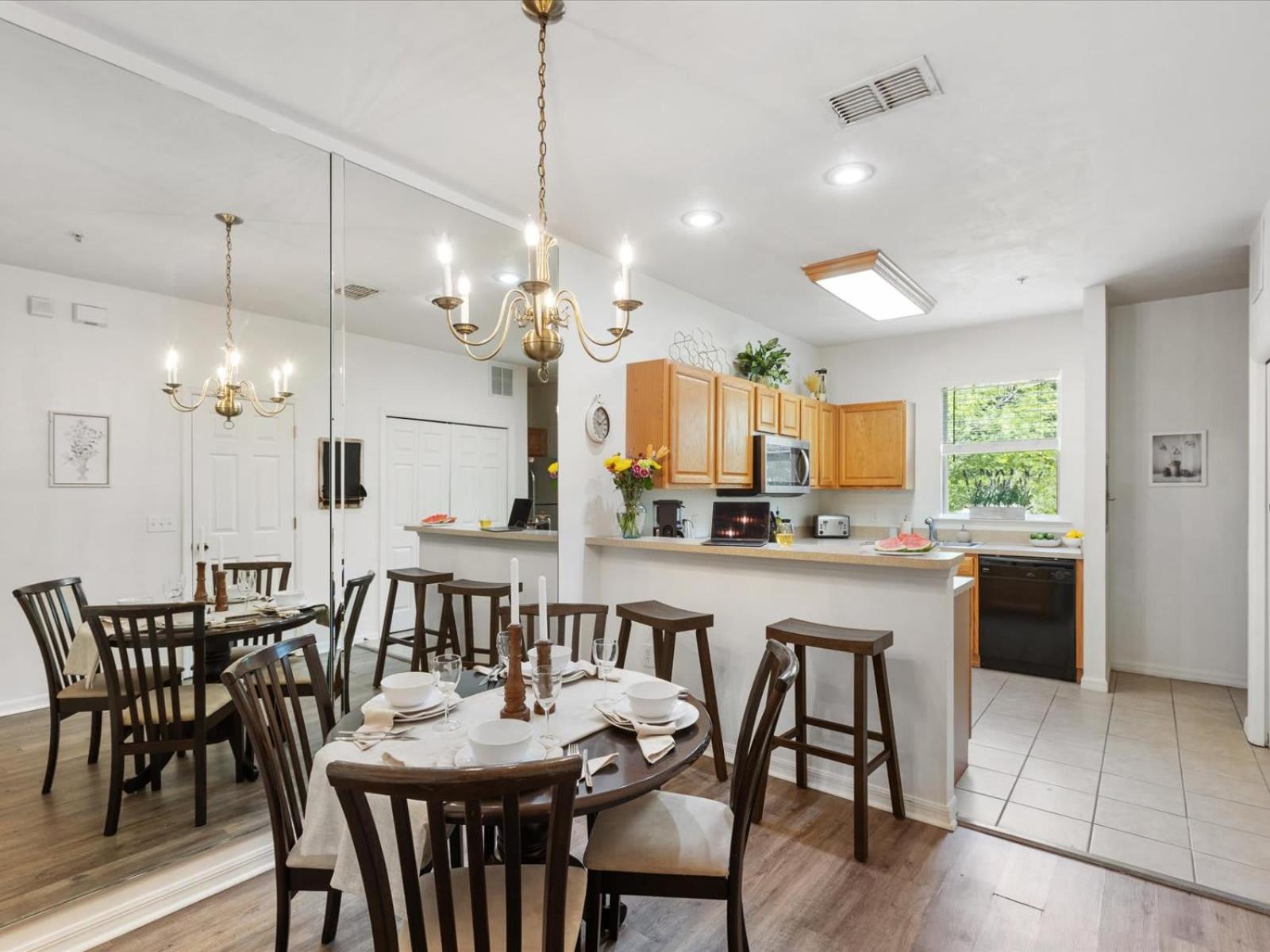 Convenient & Inviting - Fully-equipped 2bd Holiday home Gainesville
