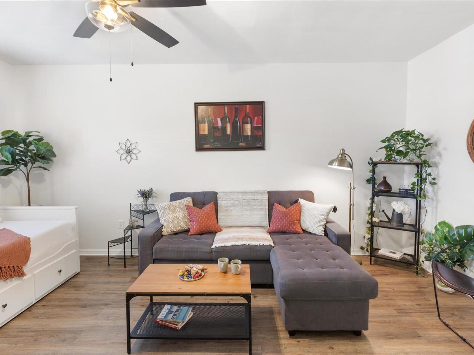 Holiday home Convenient & Inviting - Fully-equipped 2bd *