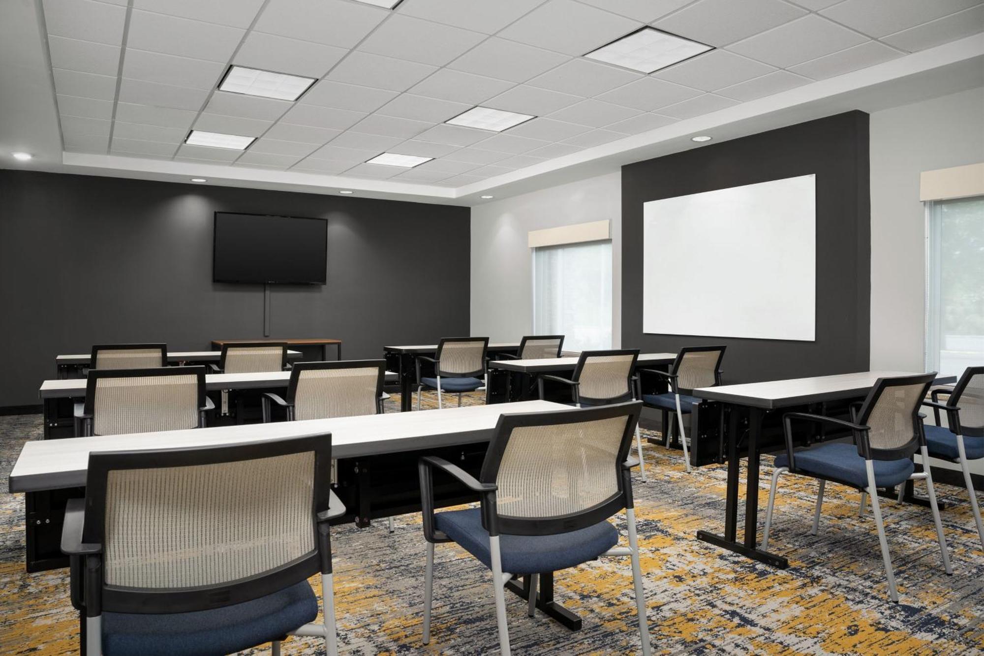 Towneplace By Marriott Northwest Hotel 3*