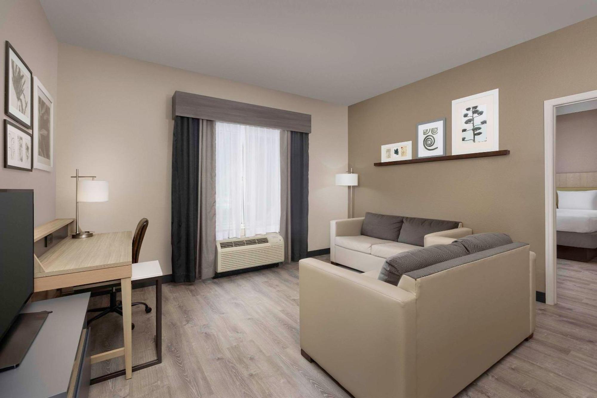 Country & By Radisson, Gainesville, Fl 3* Gainesville