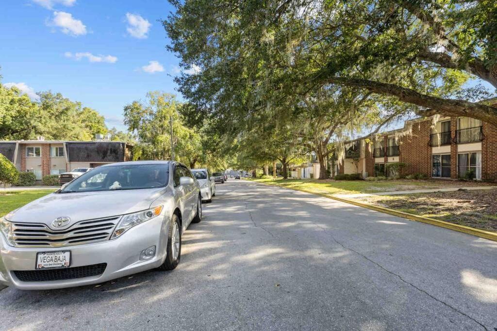 Shands Hospital Free Parking Apartment *