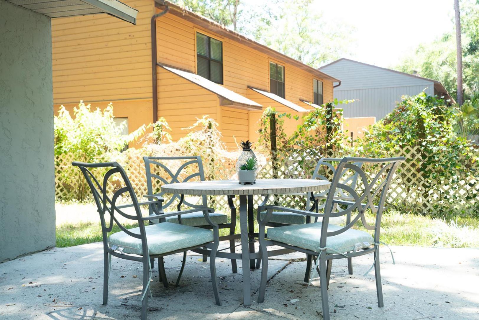 Charm- Cozy, Comfortable, Convenient * Gainesville