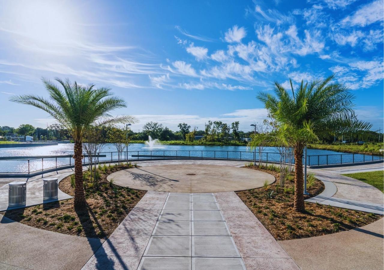 3br Oasis With Alfresco Dining & Retro Gaming