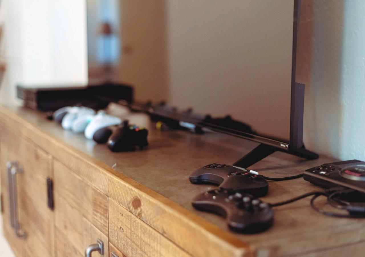 Holiday home 3br Oasis With Alfresco Dining & Retro Gaming *