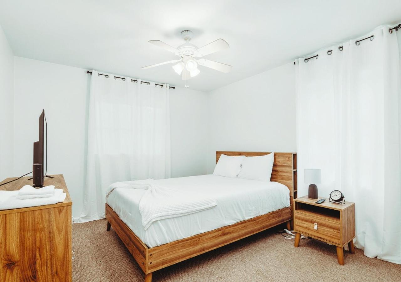 3br Oasis With Alfresco Dining & Retro Gaming * Gainesville