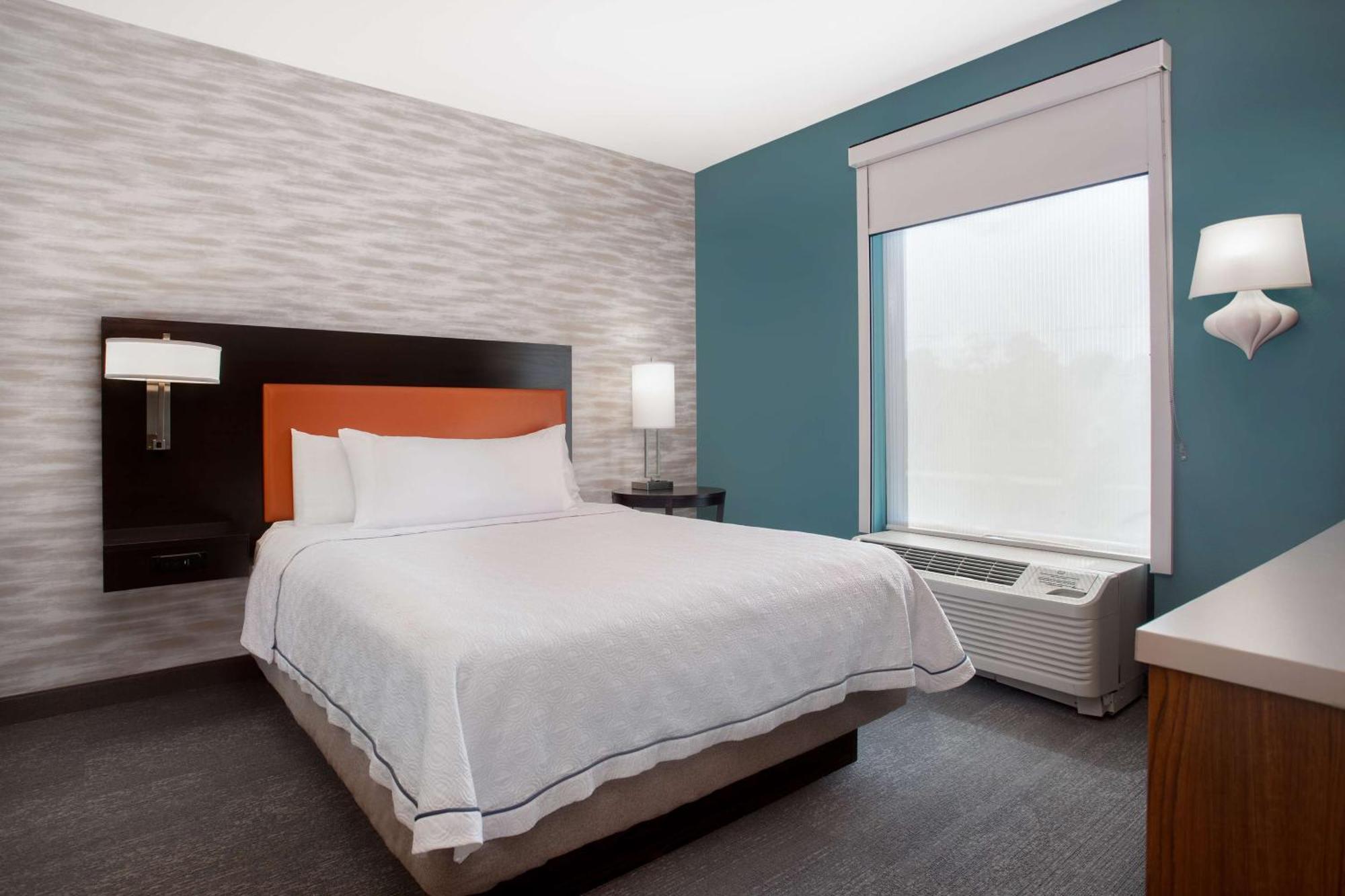 Hotel Home2 By Hilton 3*