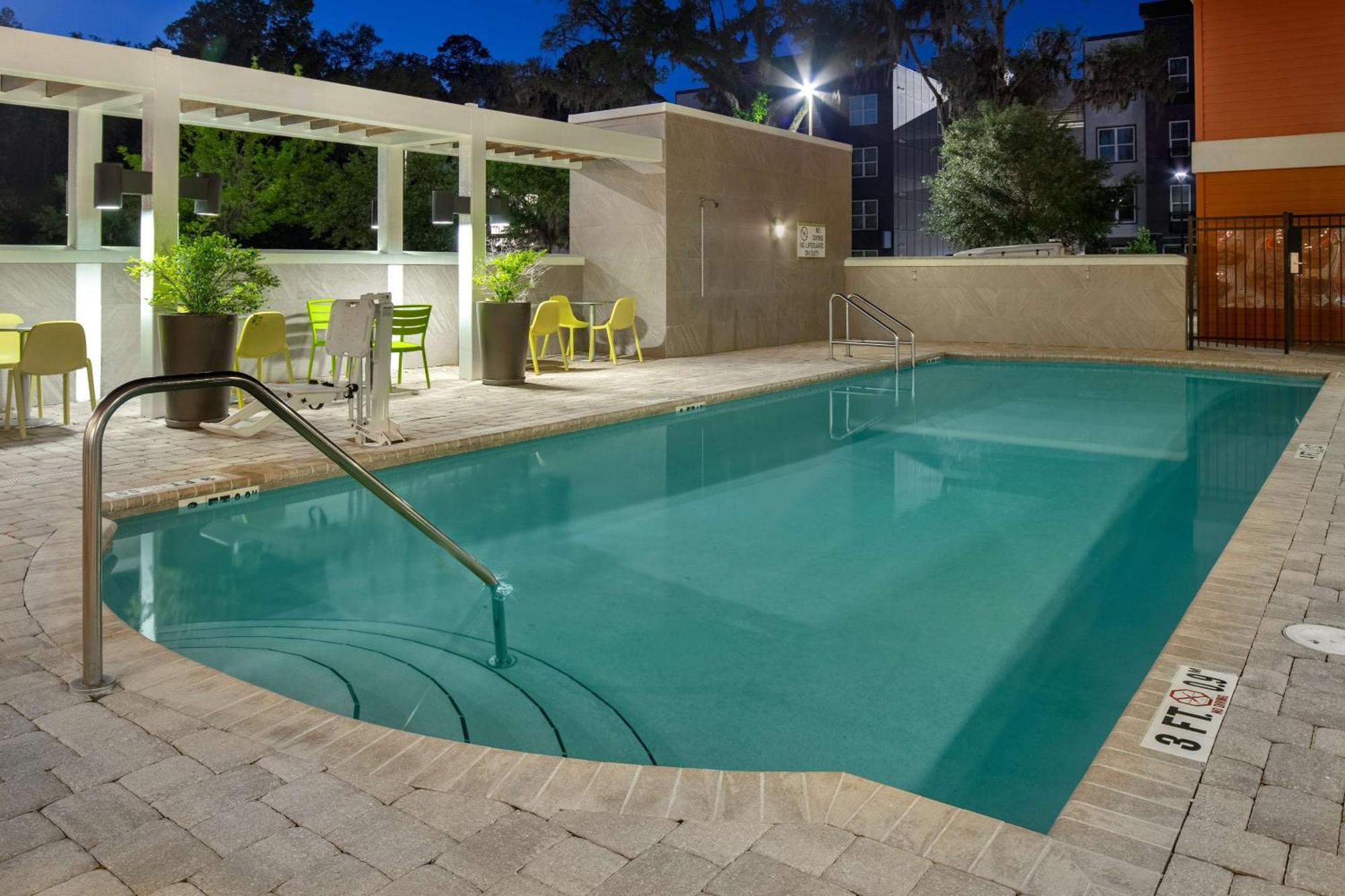 Hotel Home2 By Hilton Gainesville