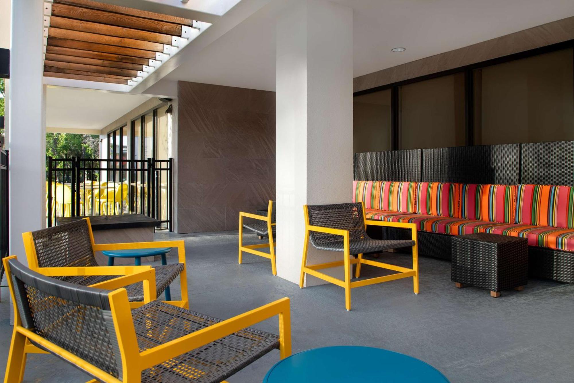 Home2 By Hilton Hotel Gainesville
