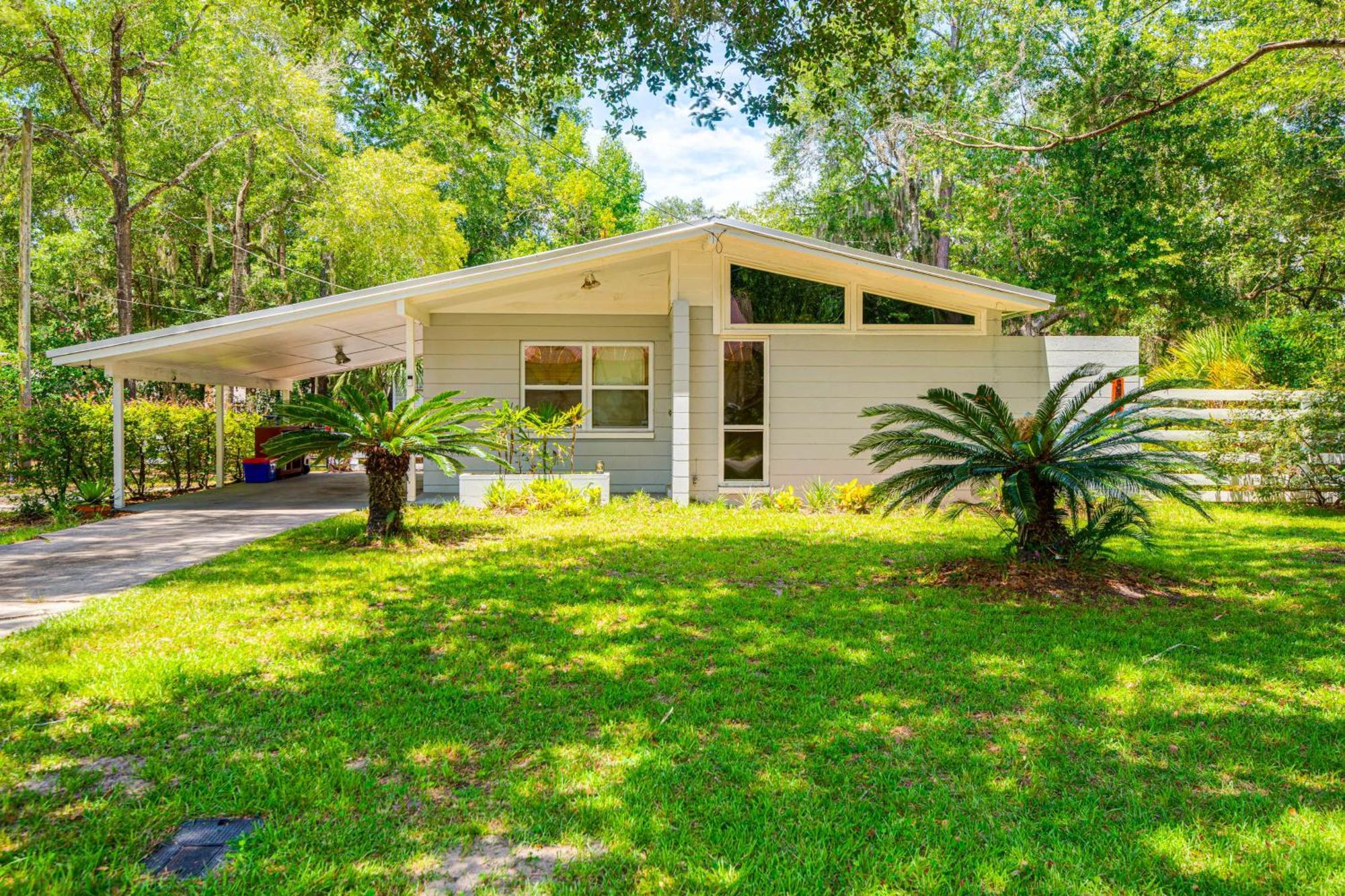 Mid-century Getaway 3 Mi To Uf Campus Gainesville