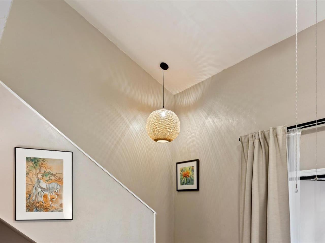 Apartamento Artist's Tower Townhome Just Renovated W Loft *
