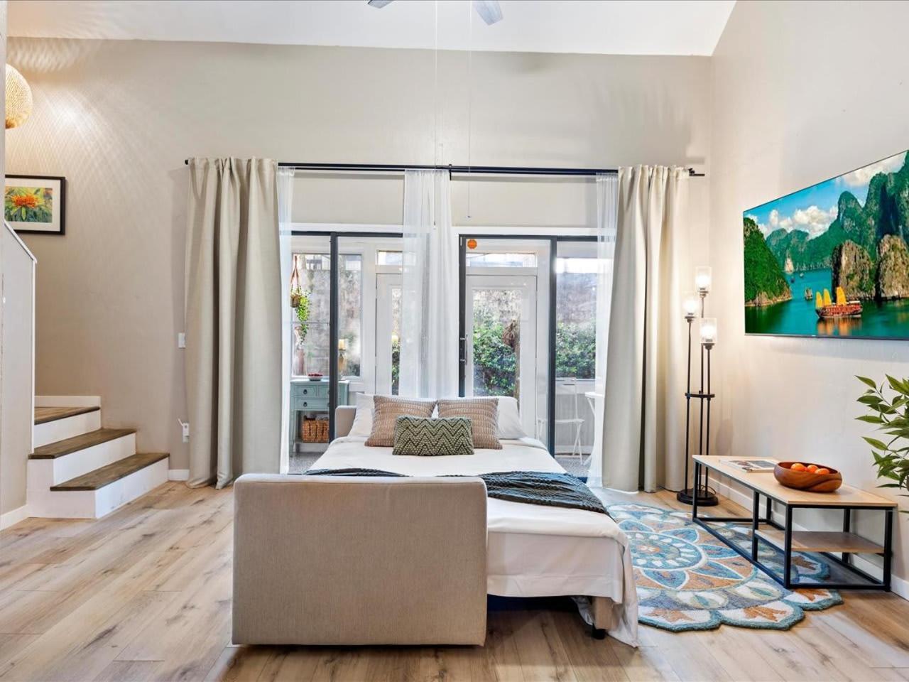 Artist's Tower Townhome Just Renovated W Loft Apartamento *