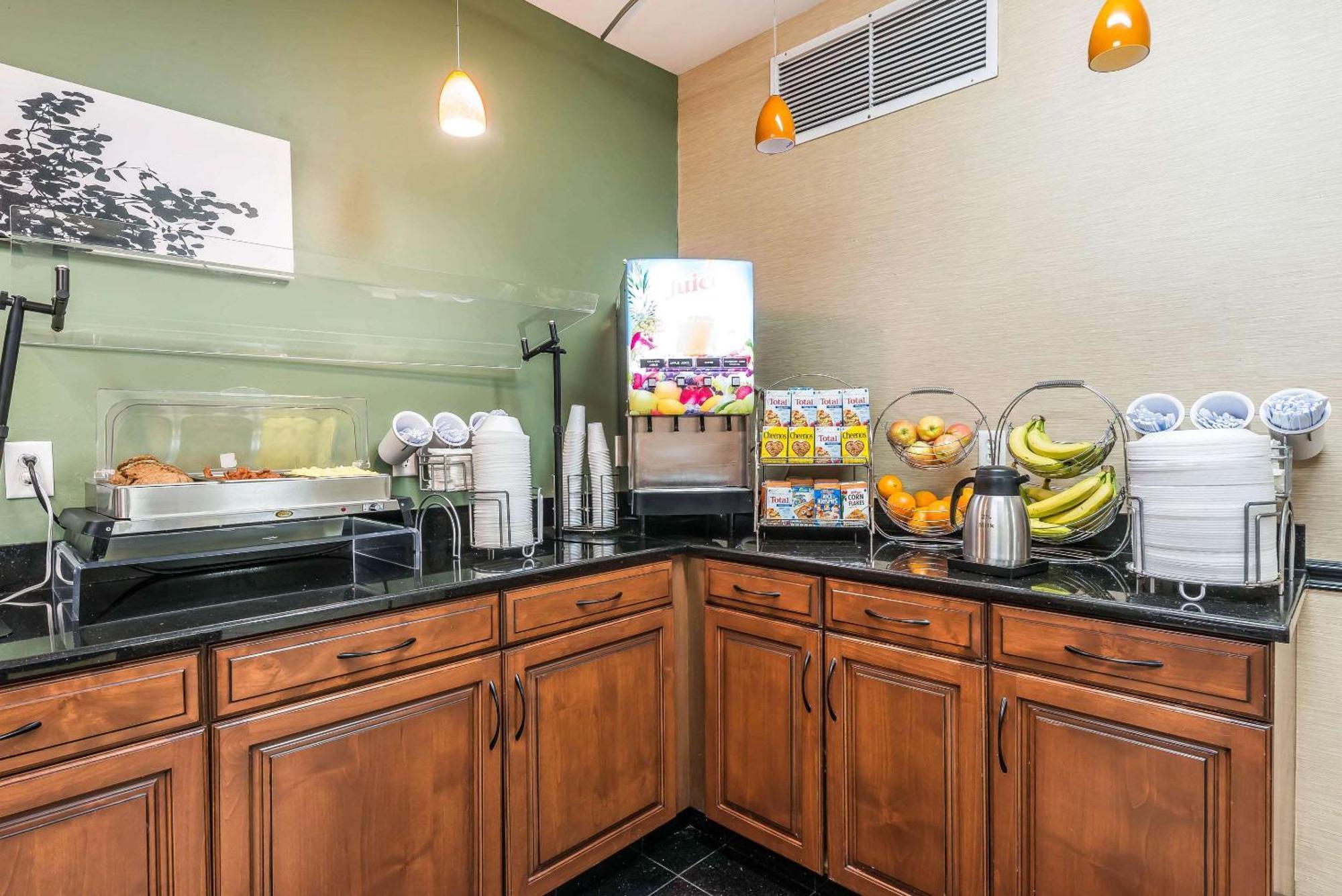 Sleep & University-shands Hotel 3*