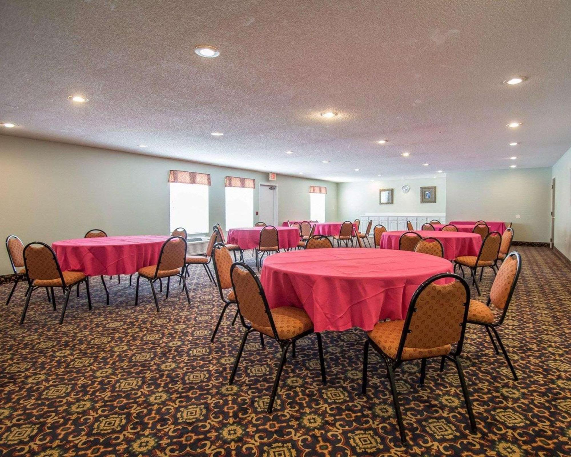 Inn Quality I-75 2*