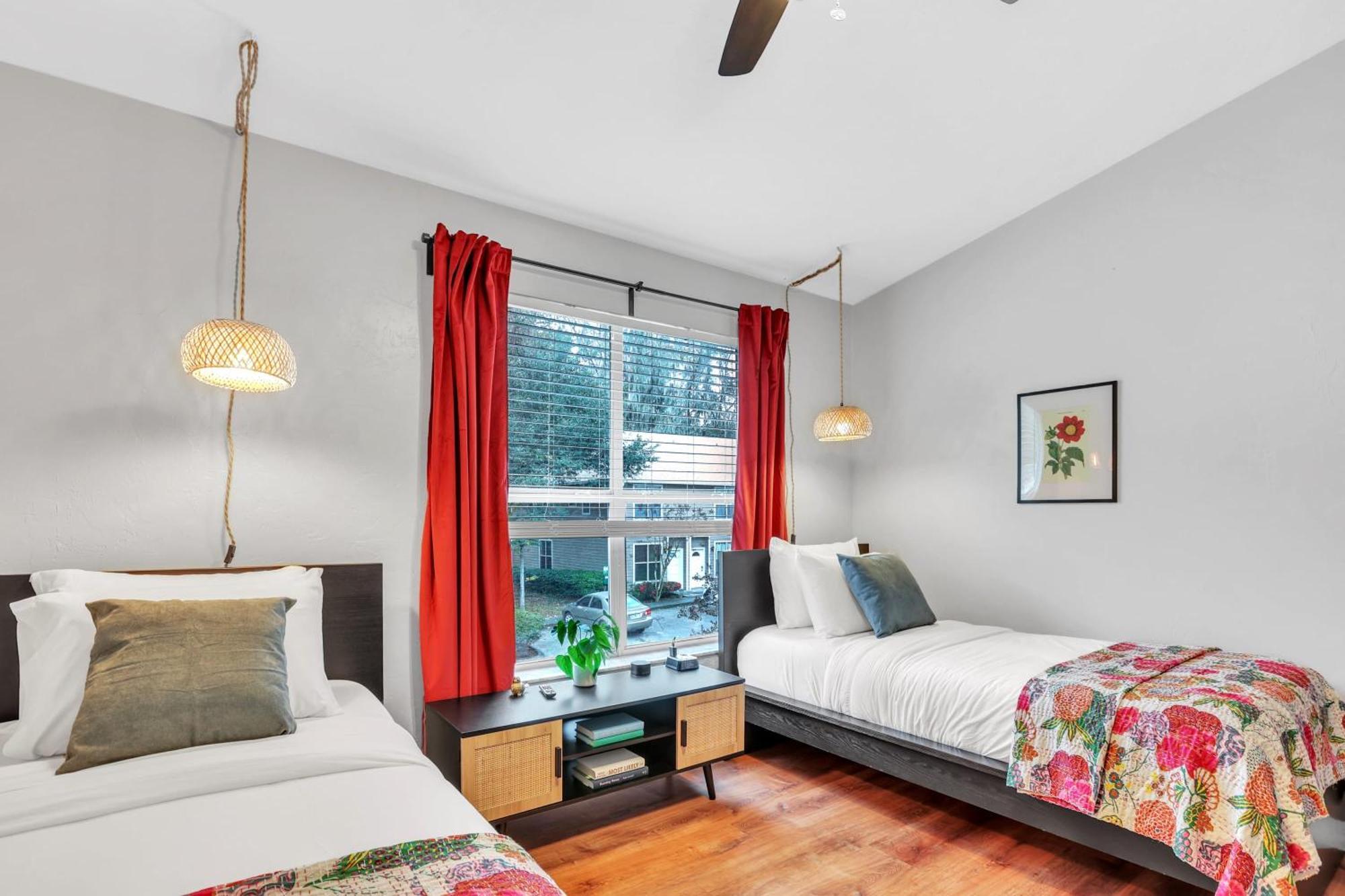 Blissful Haven - Updated & Fully Equipped * Gainesville