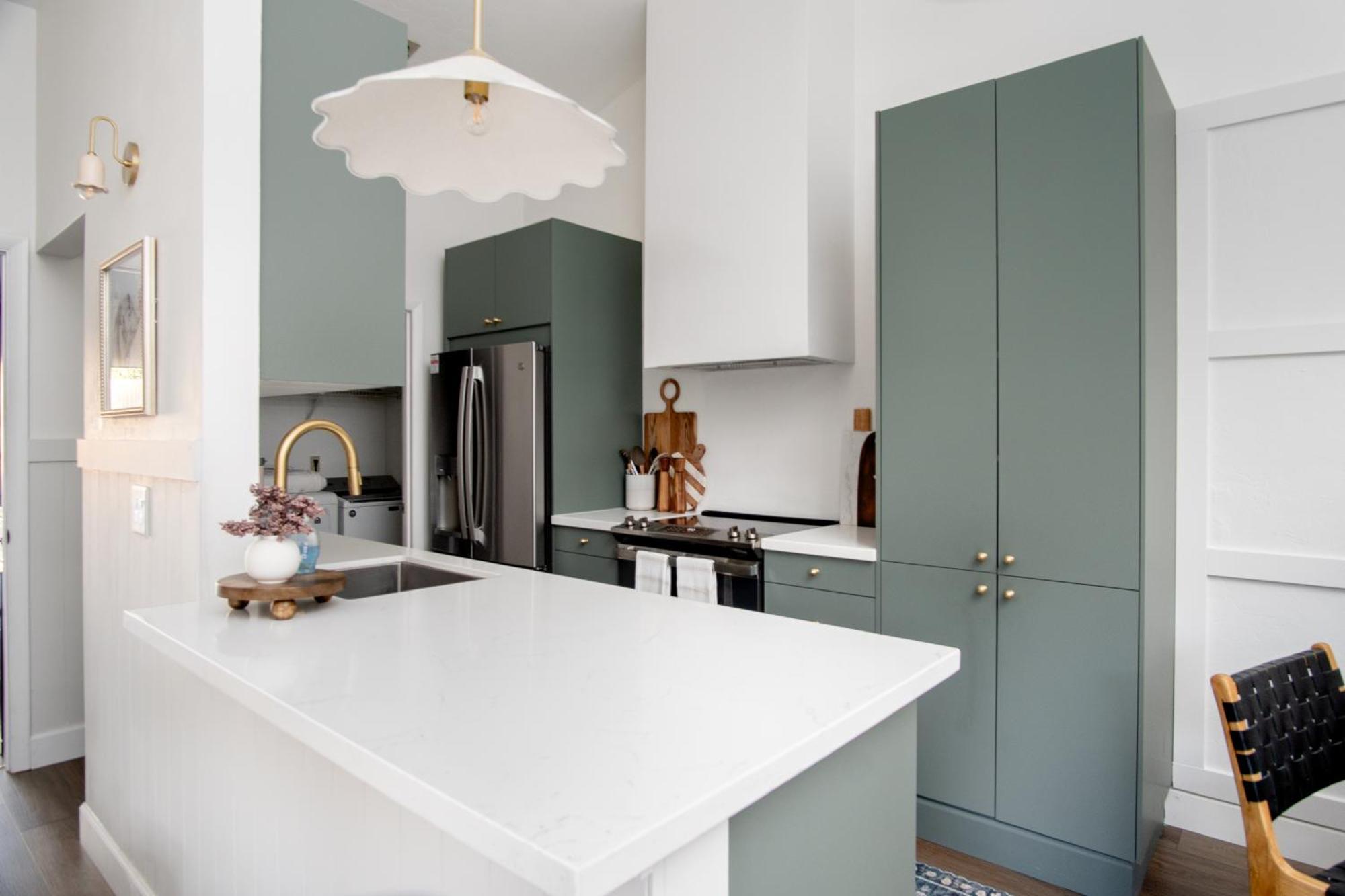 Apartment High Design & Coziest Comforts Gainesville
