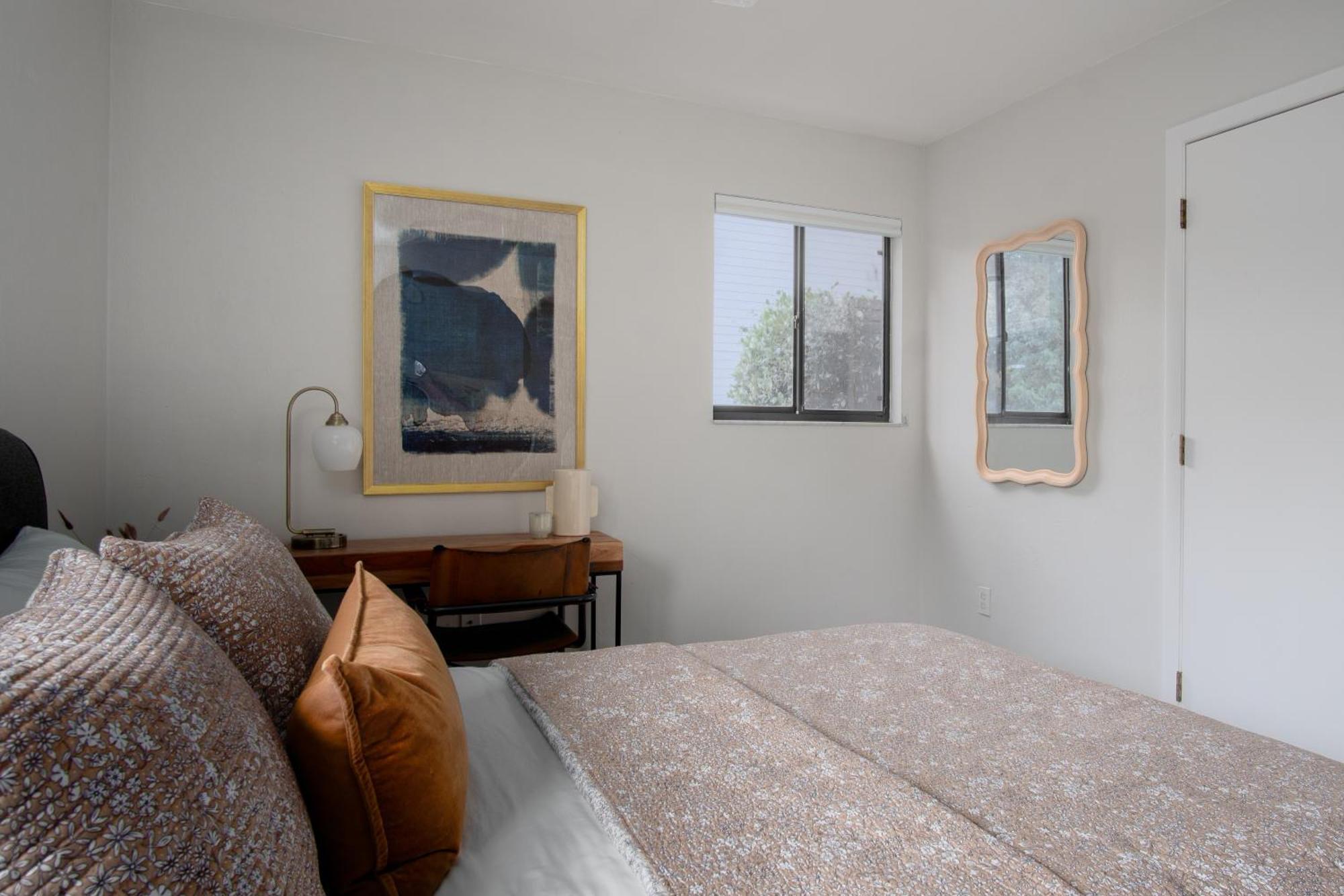 Apartment High Design & Coziest Comforts Gainesville