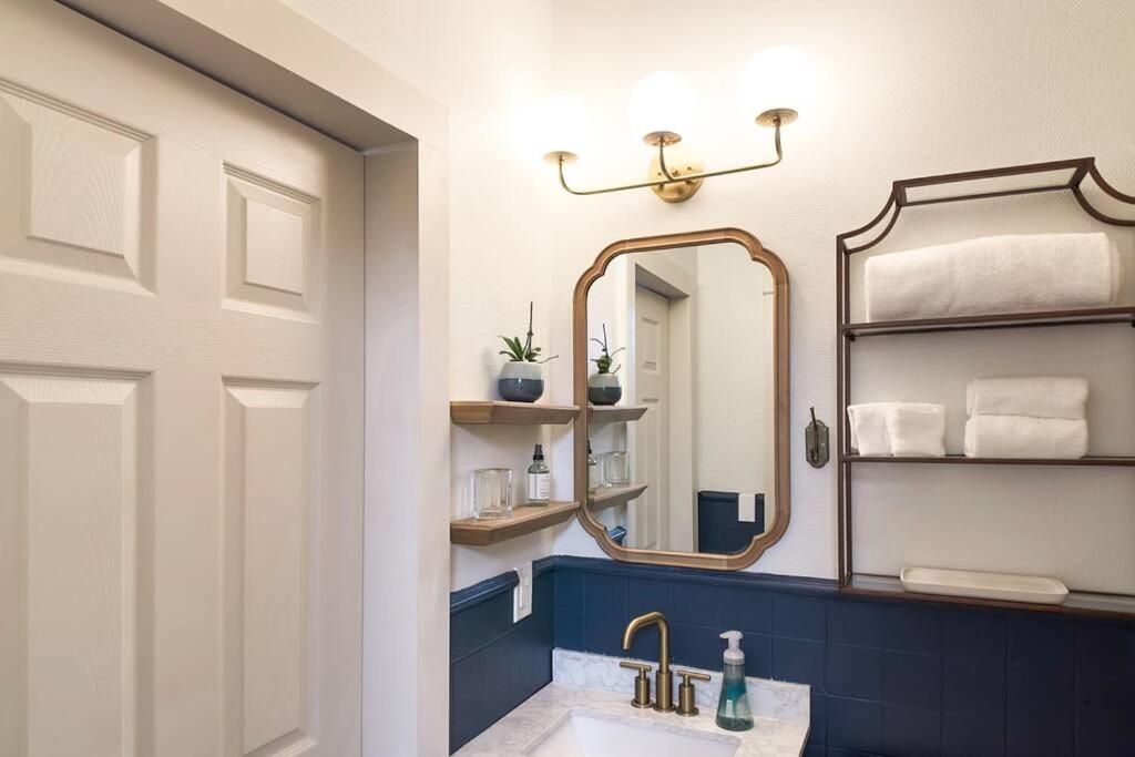 Walk To Downtown 1-1 Apartment