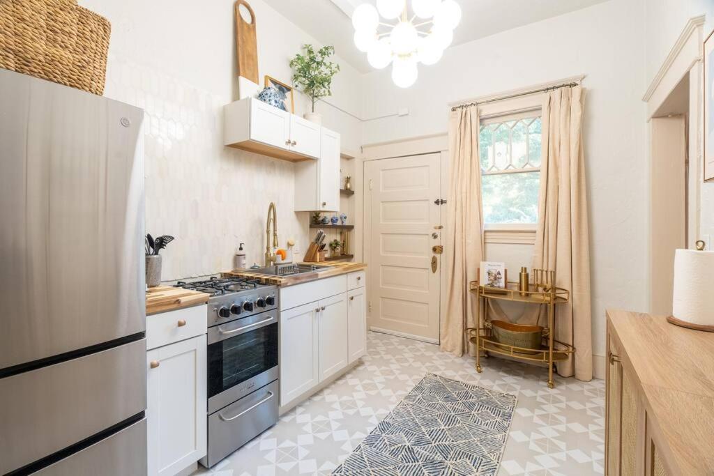 Walk To Downtown 1-1 Apartment