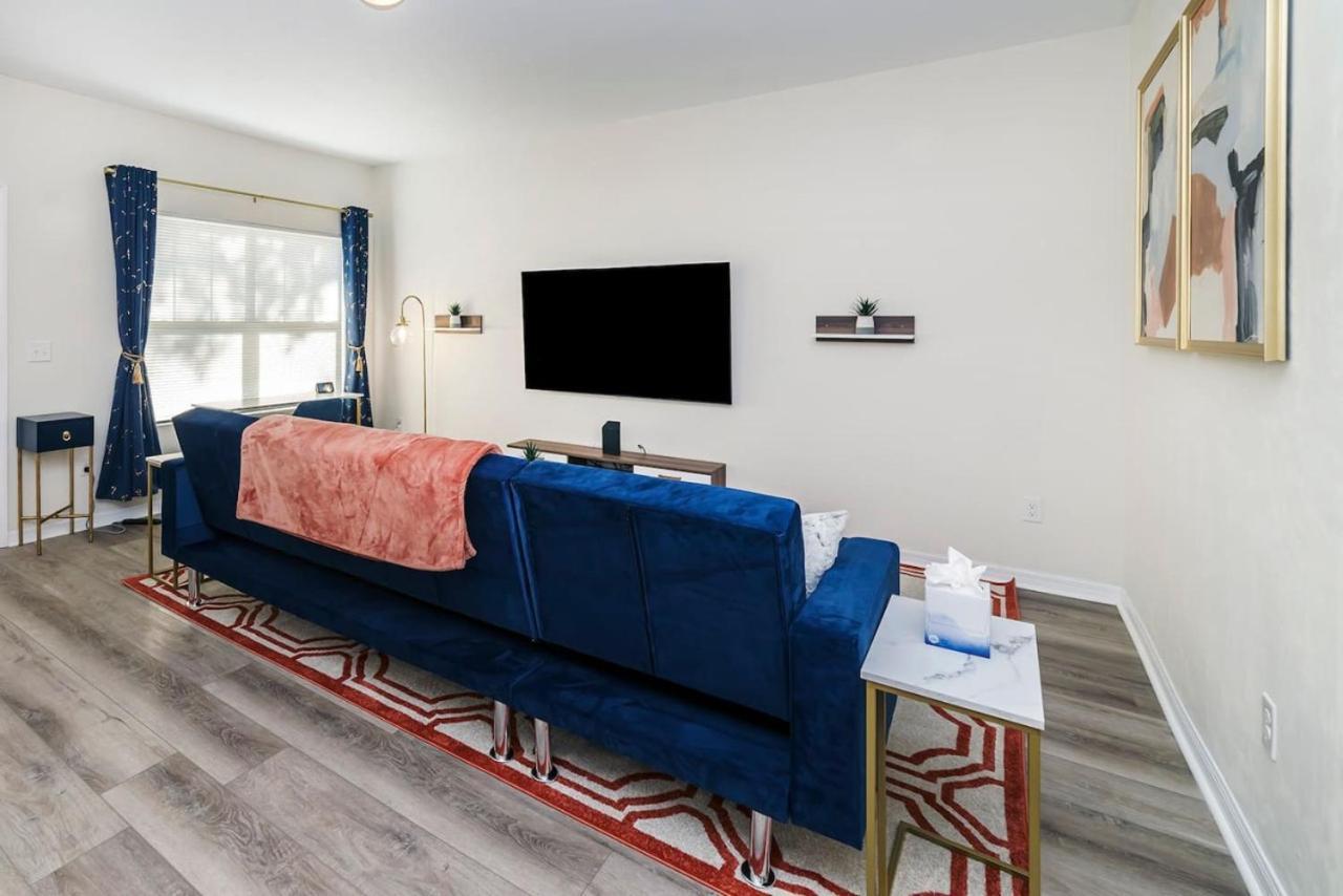 Beautiful Home, Walk To Uf, Newly Built * Gainesville