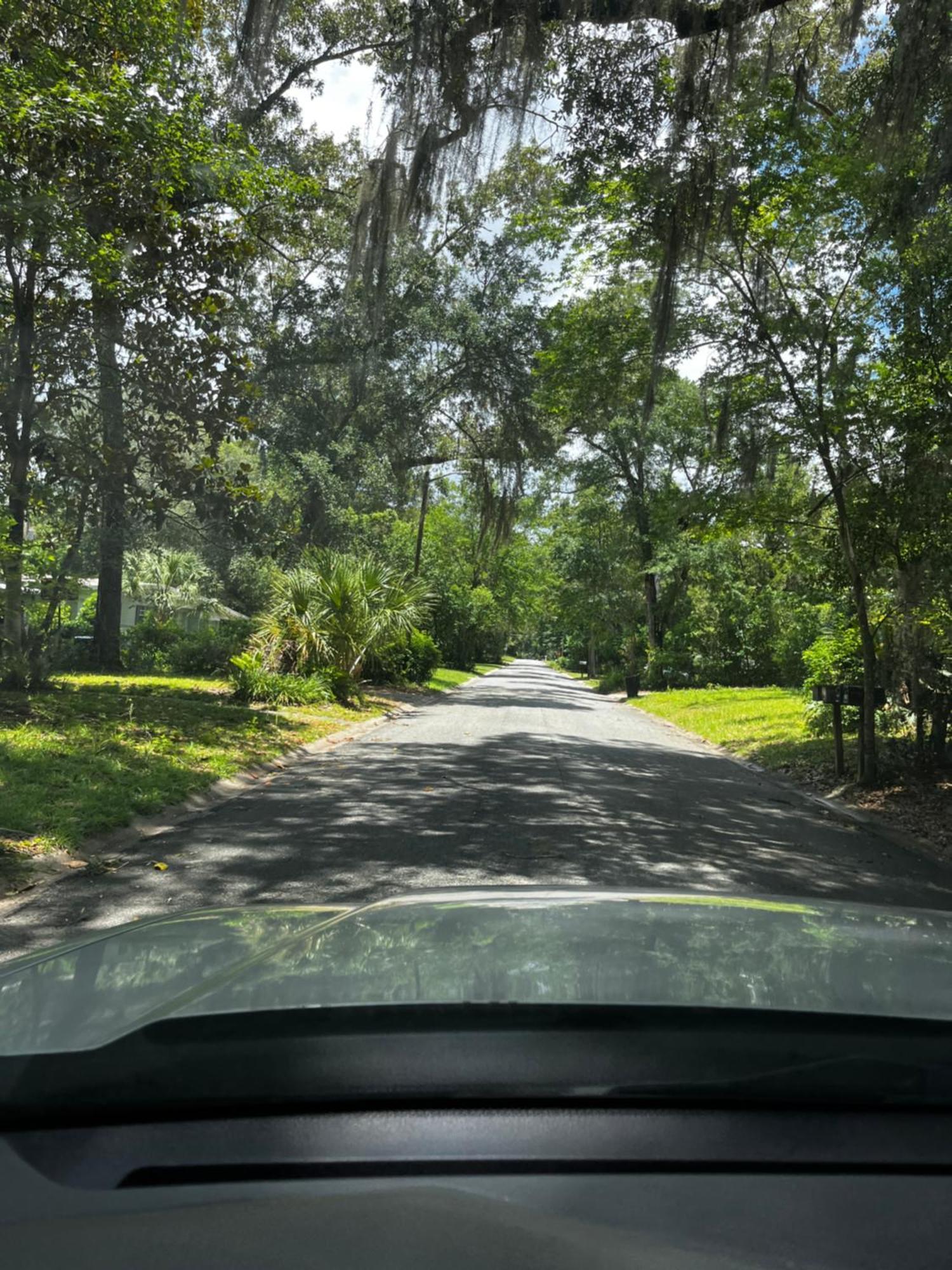 Holiday home New Renovated Peaceful Mile To Uf