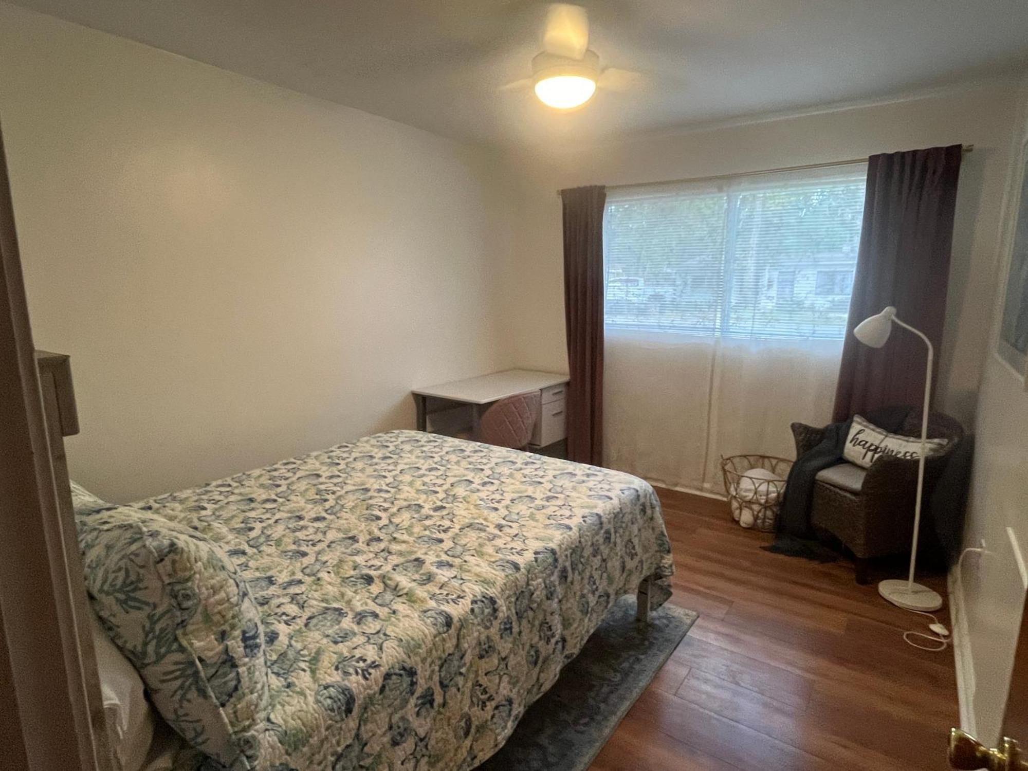Holiday home New Renovated Peaceful Mile To Uf