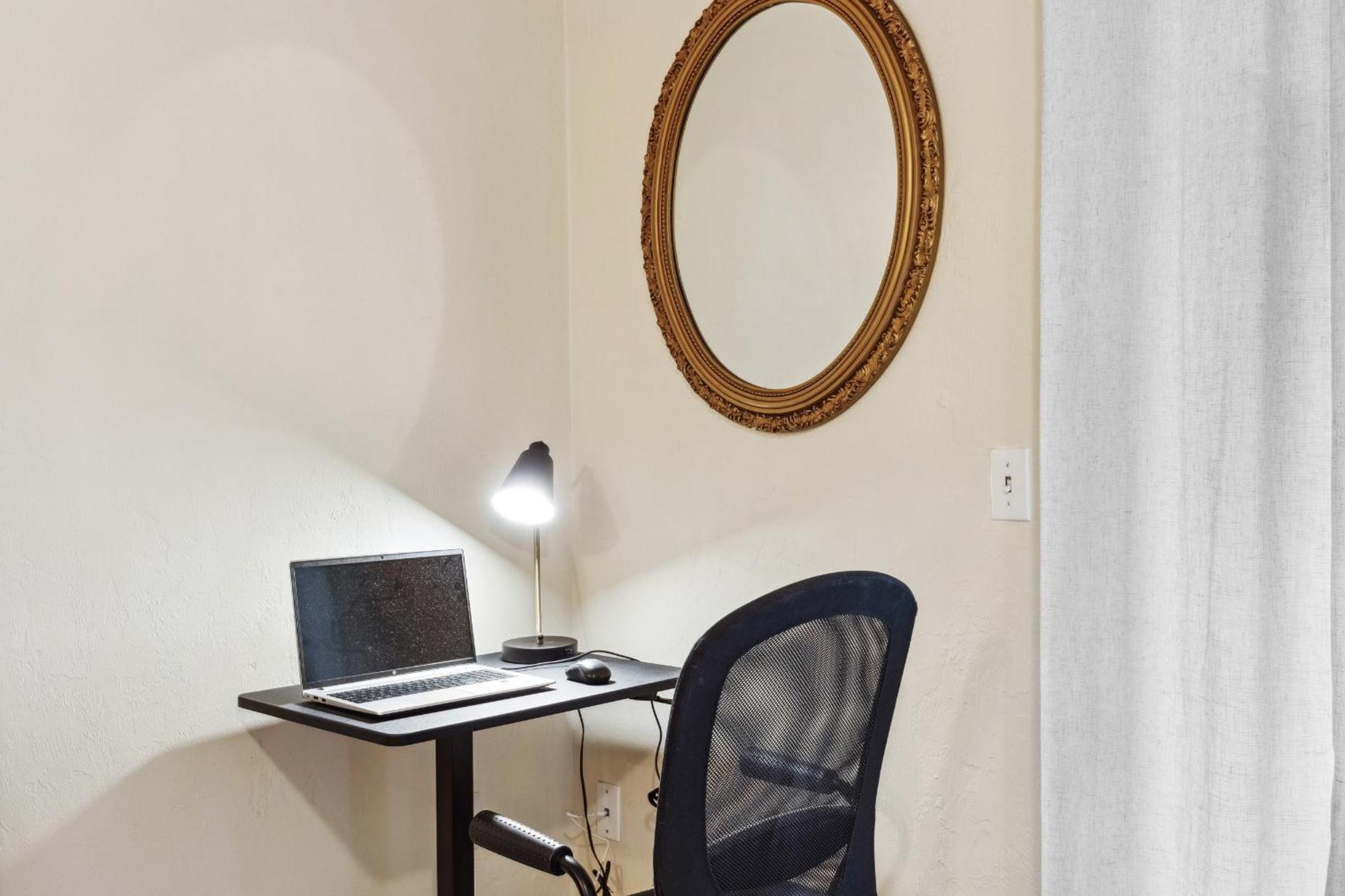 Free Parking-only 3 Min To Uf, Downtown & Midtown! Apartment *