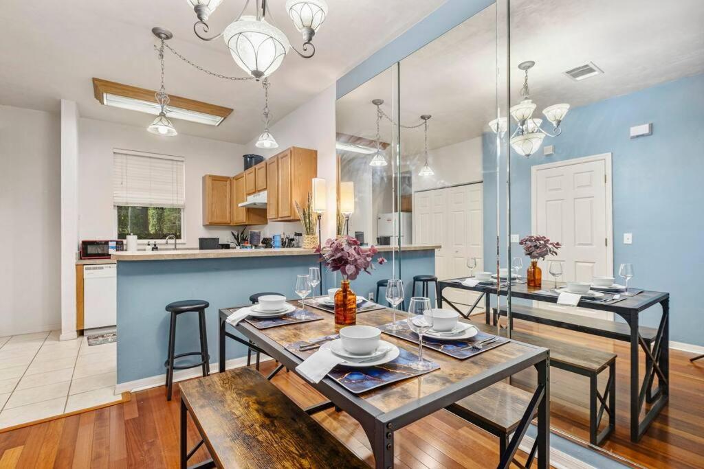 Apartment Cozy 2bed 2 And Half Bath Townhome Near Uf Shands *