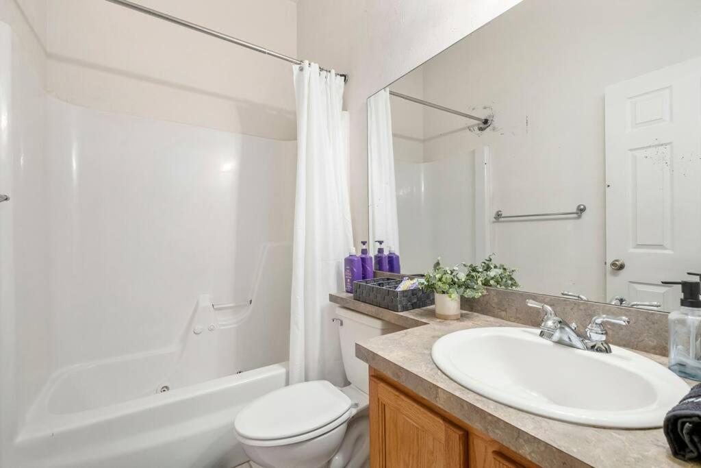 Apartment Cozy 2bed 2 And Half Bath Townhome Near Uf Shands Gainesville