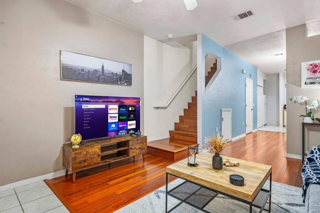 Apartment Cozy 2bed 2 And Half Bath Townhome Near Uf Shands