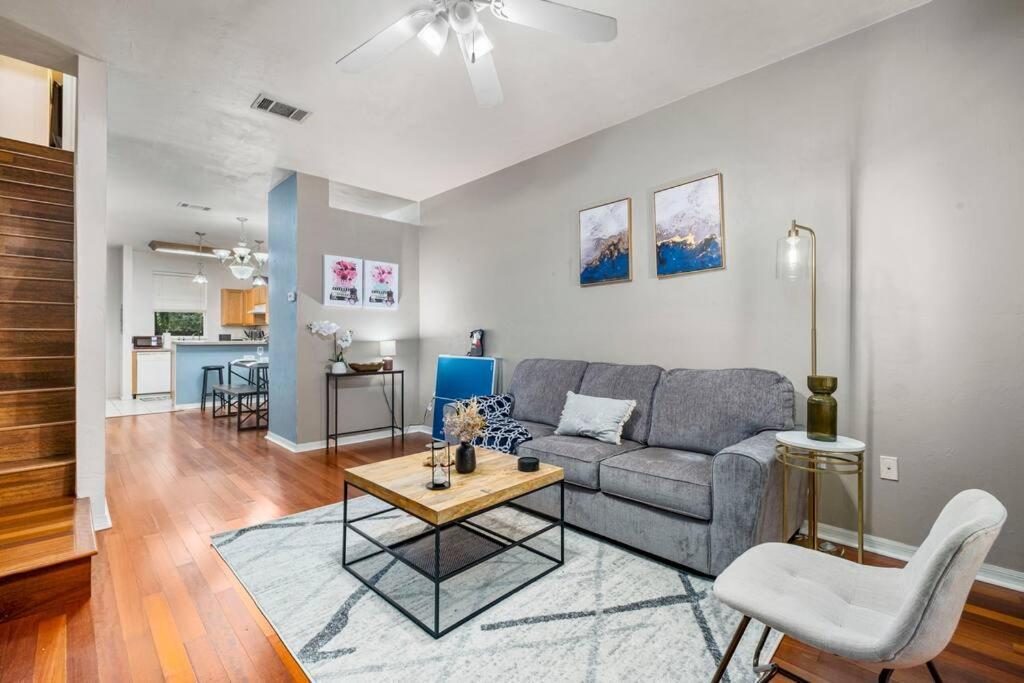 Apartment Cozy 2bed 2 And Half Bath Townhome Near Uf Shands