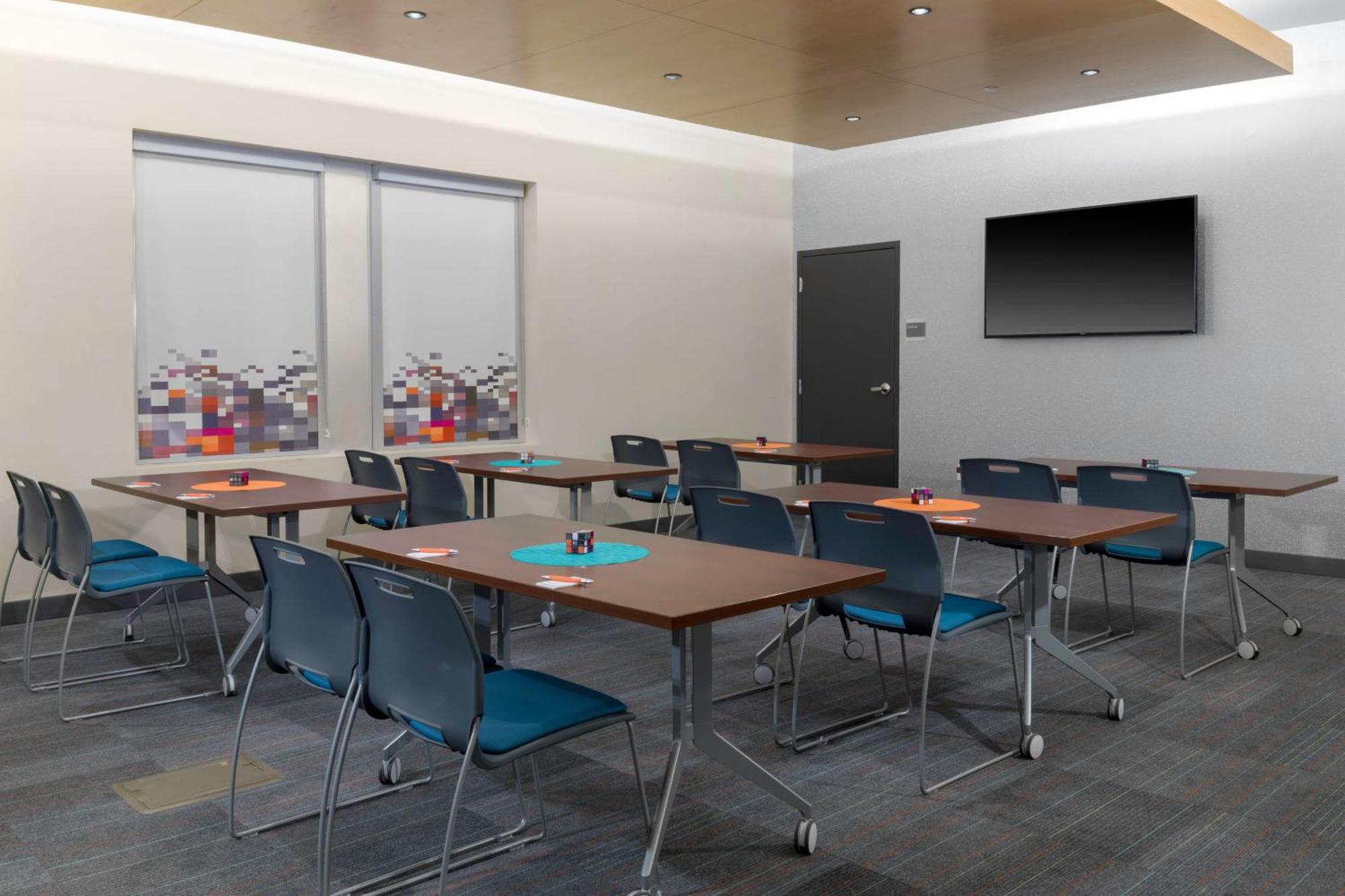 Aloft Area 3*