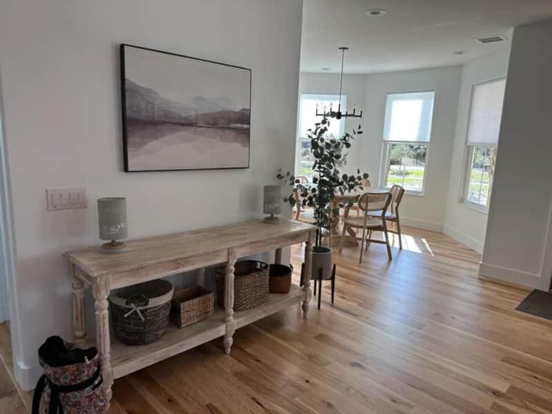 Gator Grove - Queen Ann White - New Build! Gainesville