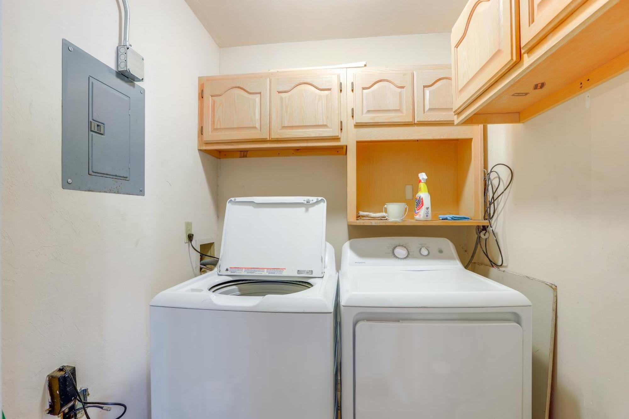 Holiday home 3 Mi To Uf Campus Charming Townhome *