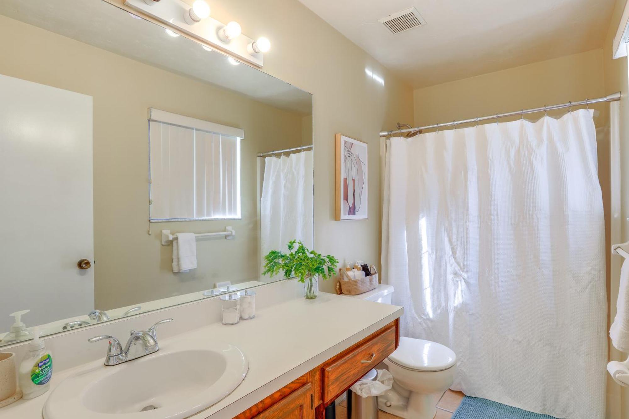 3 Mi To Uf Campus Charming Townhome Holiday home Gainesville