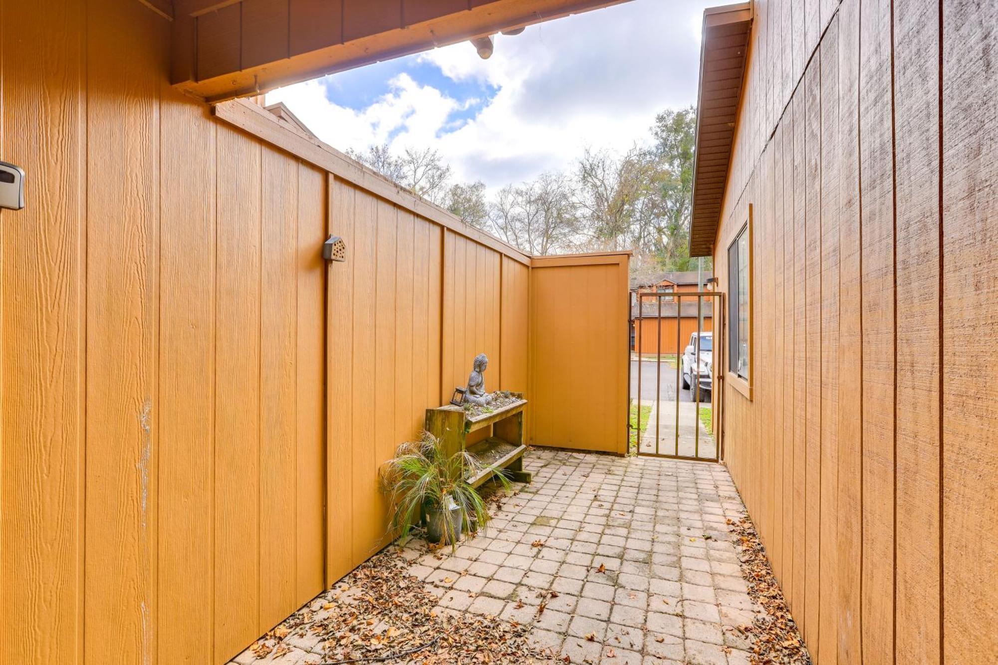 3 Mi To Uf Campus Charming Townhome * Gainesville