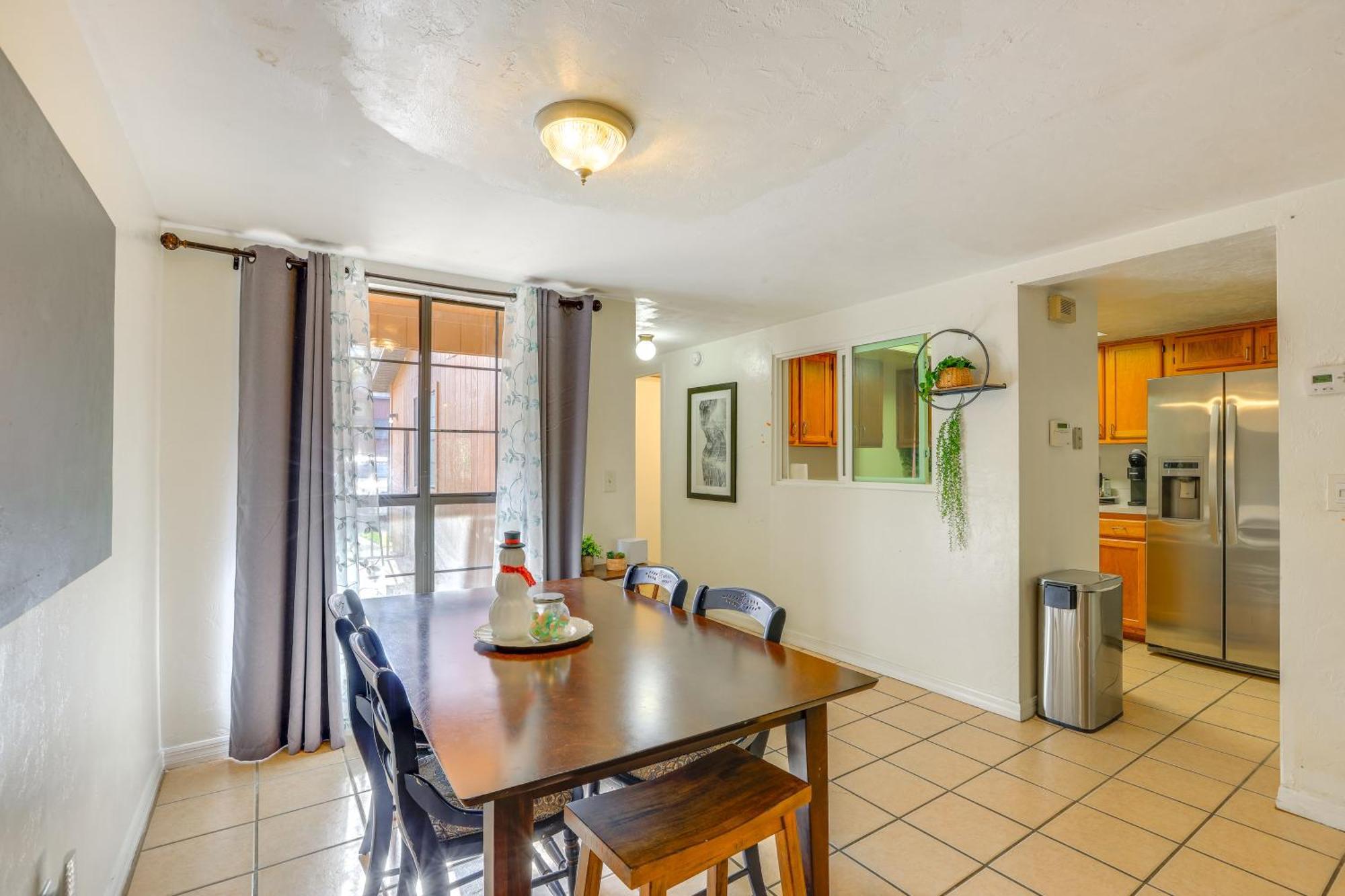 3 Mi To Uf Campus Charming Townhome Holiday home