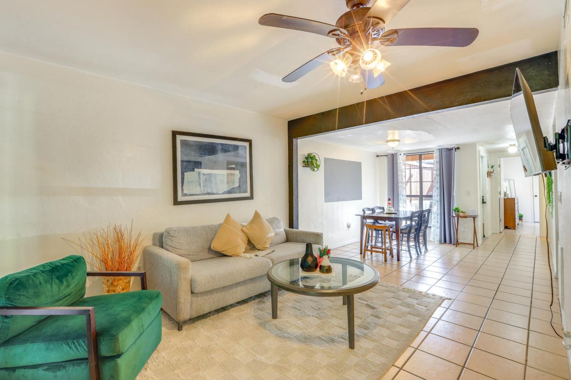 3 Mi To Uf Campus Charming Townhome Holiday home Gainesville