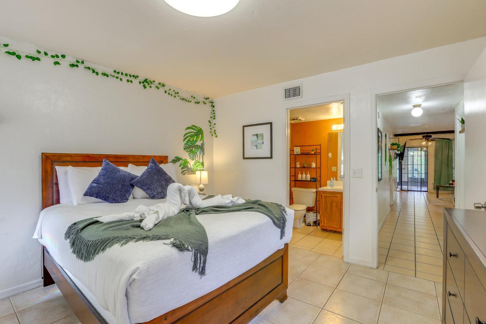 3 Mi To Uf Campus Charming Townhome *