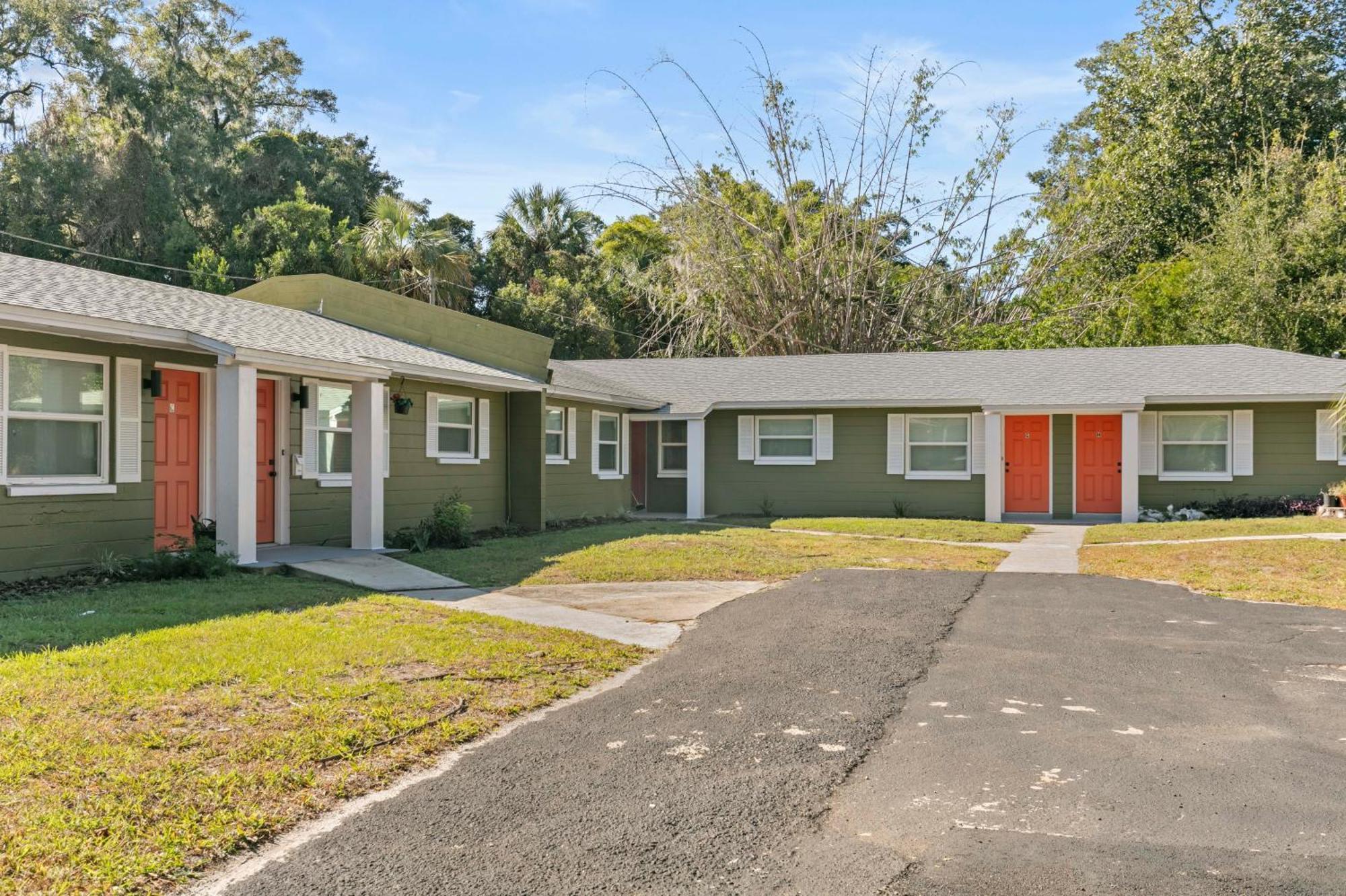 Apartment Trendy Near Uf & Downtown *