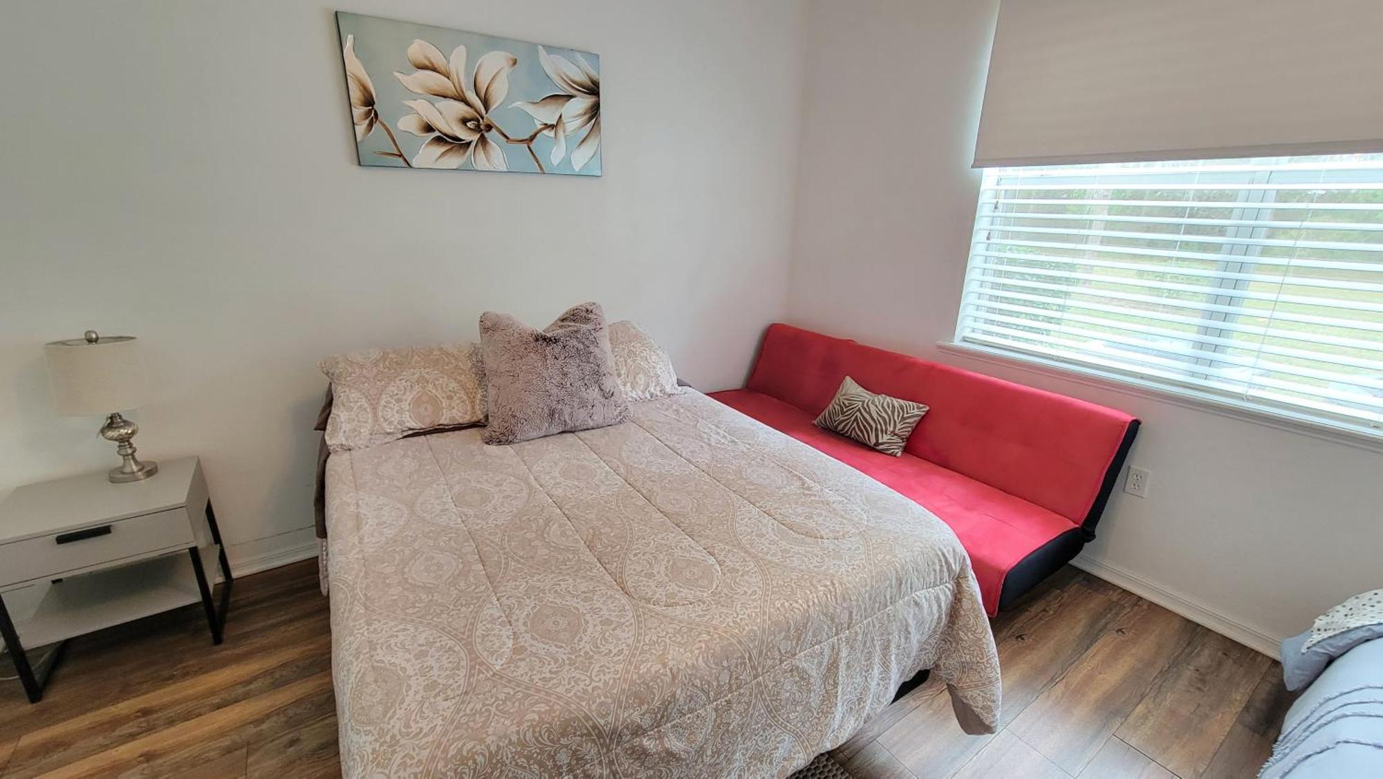 2 Master Near North Florida Regional Med, Uf Health, & Mall Apartamento