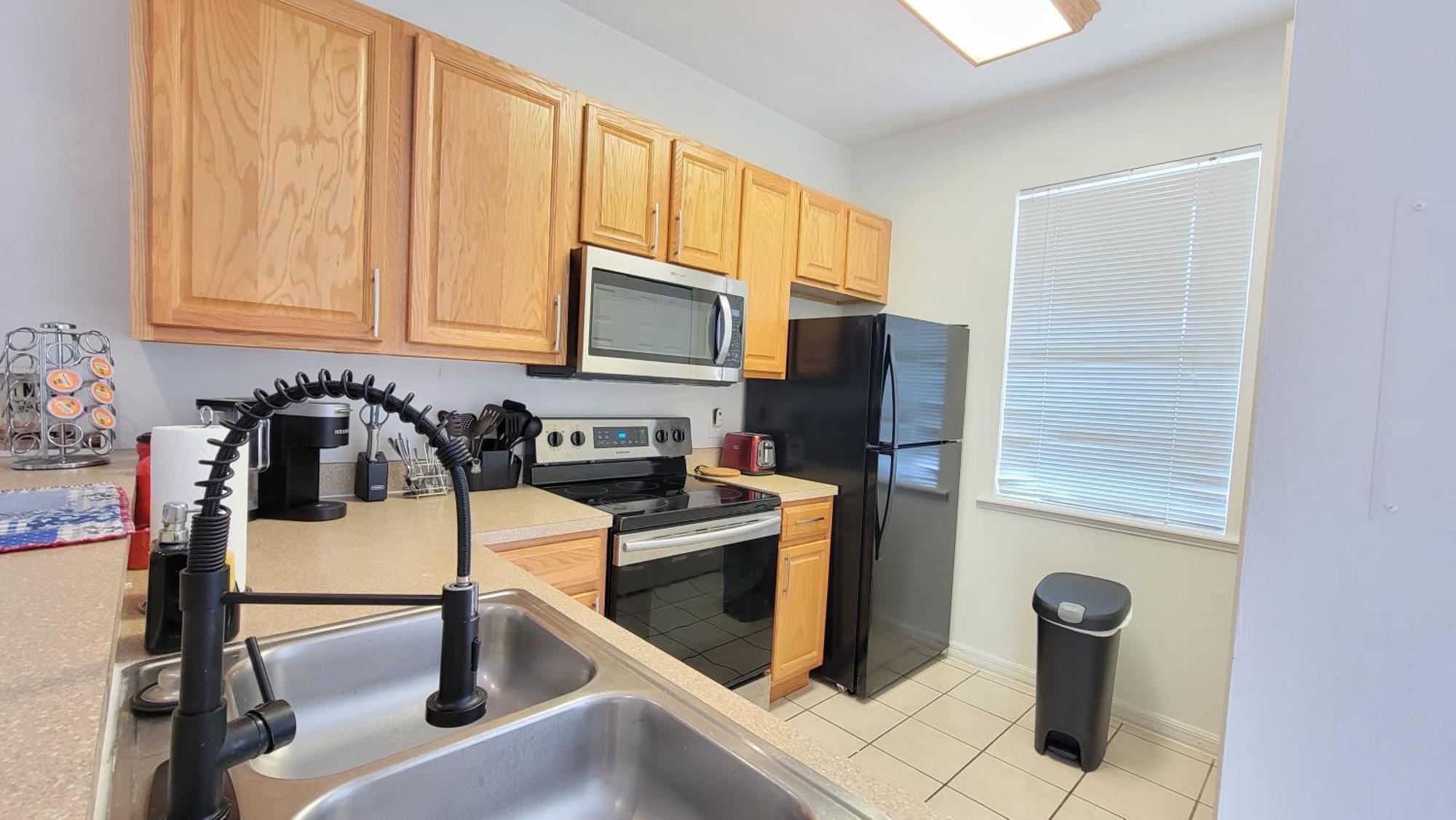 2 Master Near North Florida Regional Med, Uf Health, & Mall Apartamento *