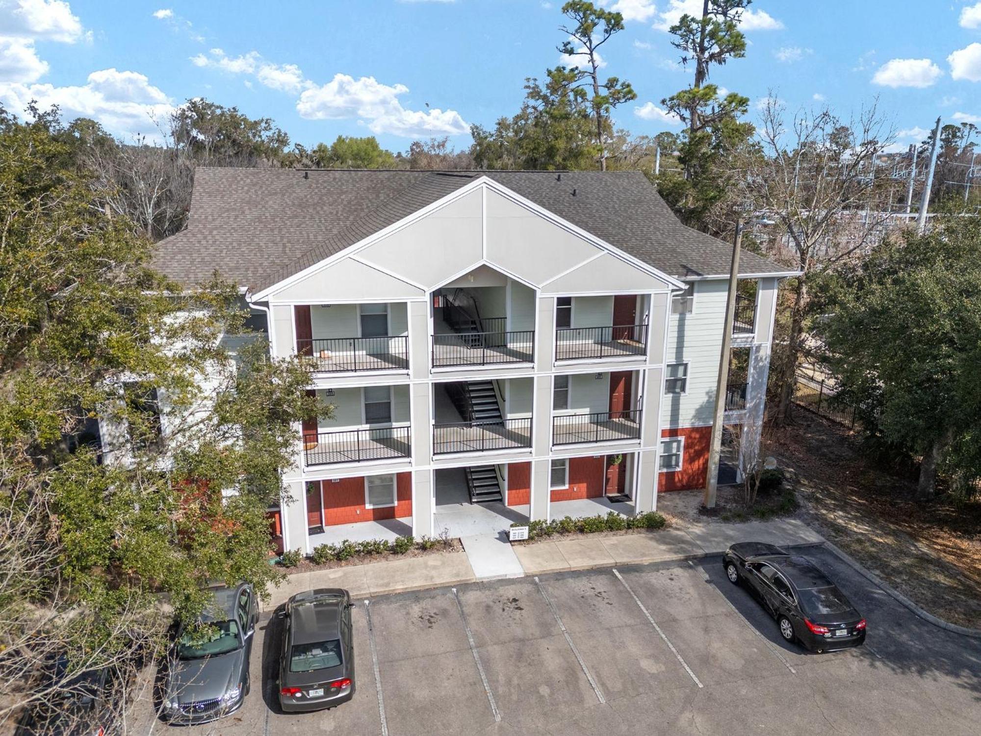 Apartment Cozy Uf - Near Shands Uf Va On Archer Road !