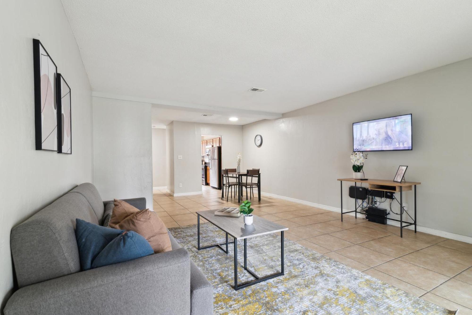 Apartment Sweetwater 7c I Beautiful 2bd I Free Parking *