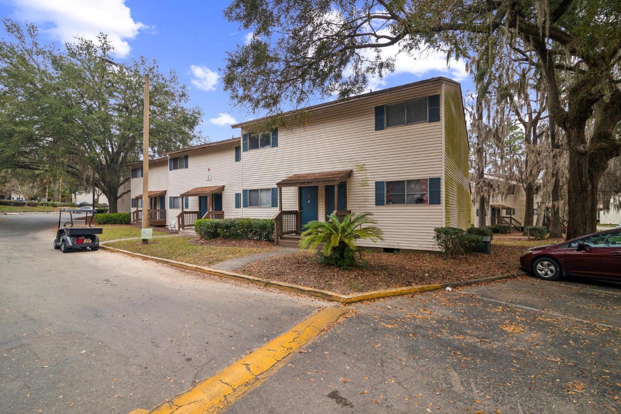 Sweetwater 8e I Beautiful 2bd I Free Parking * Gainesville