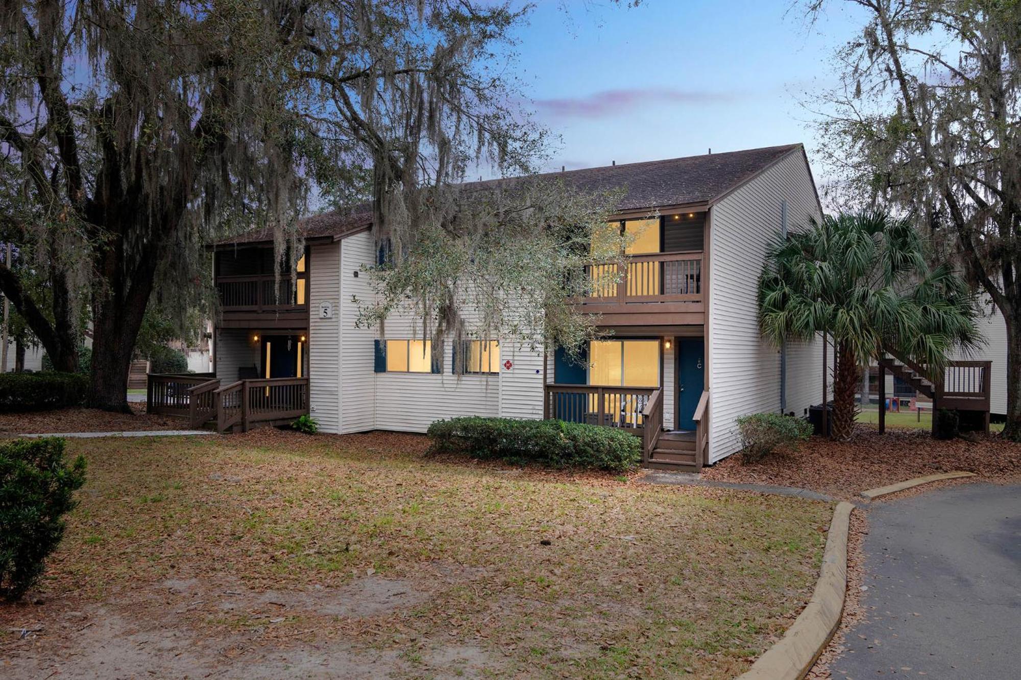 Sweetwater 5b I Beautiful 1bd I Free Parking * Gainesville